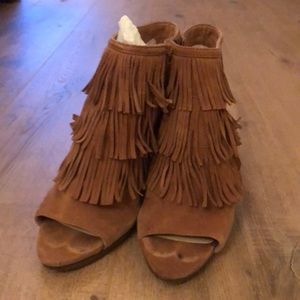Vince Caamuto Fringe Suede Shoes